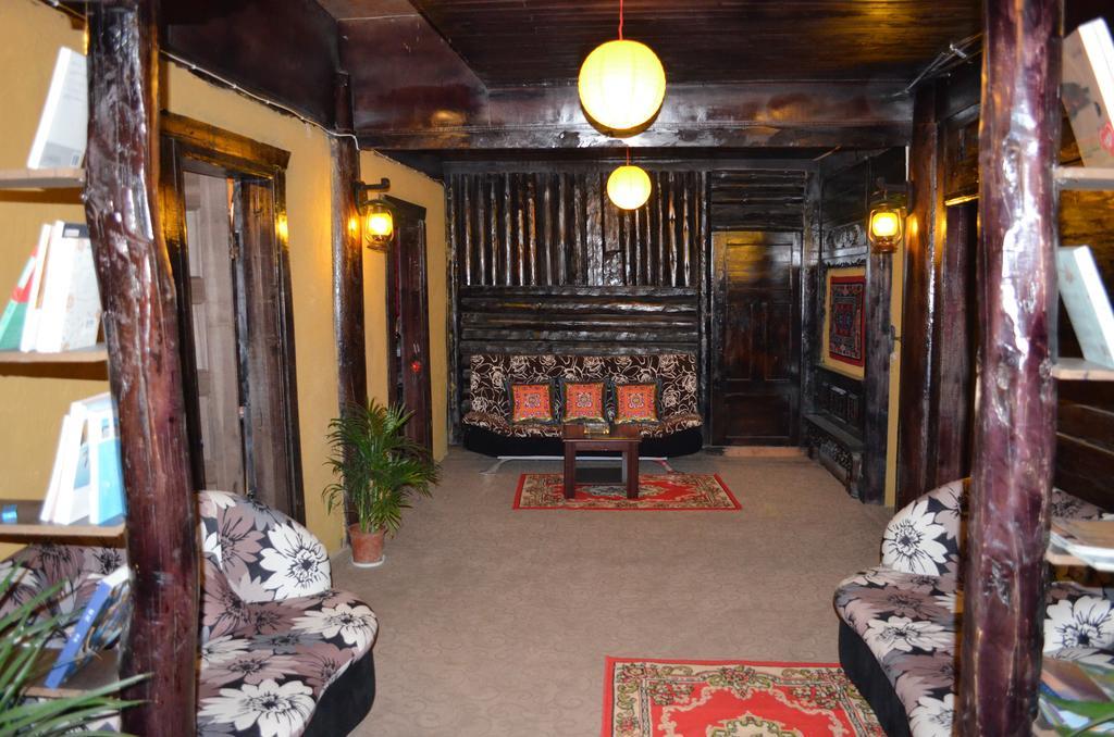 Timeless Inn Shangri-La Exterior photo